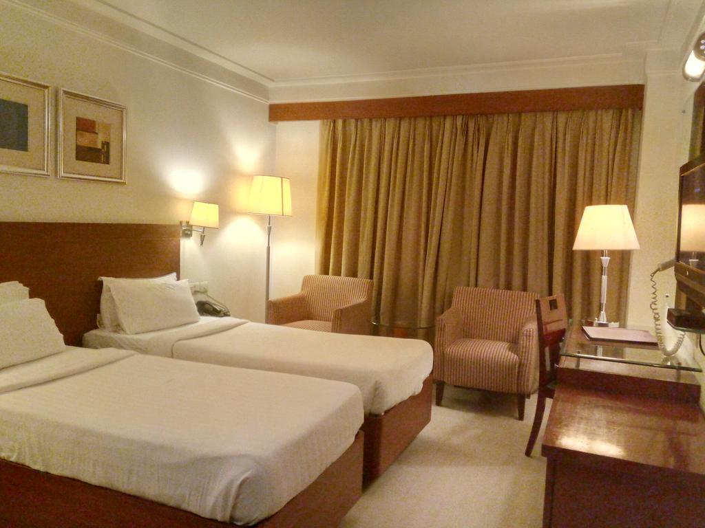 Hampshire Plaza Otel Haydarabad Dış mekan fotoğraf