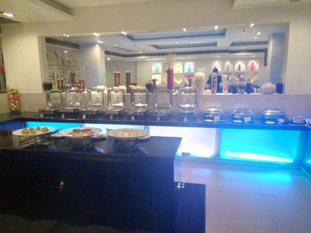 Hampshire Plaza Otel Haydarabad Dış mekan fotoğraf