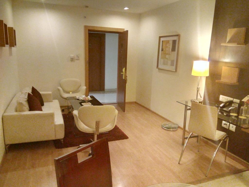 Hampshire Plaza Otel Haydarabad Dış mekan fotoğraf