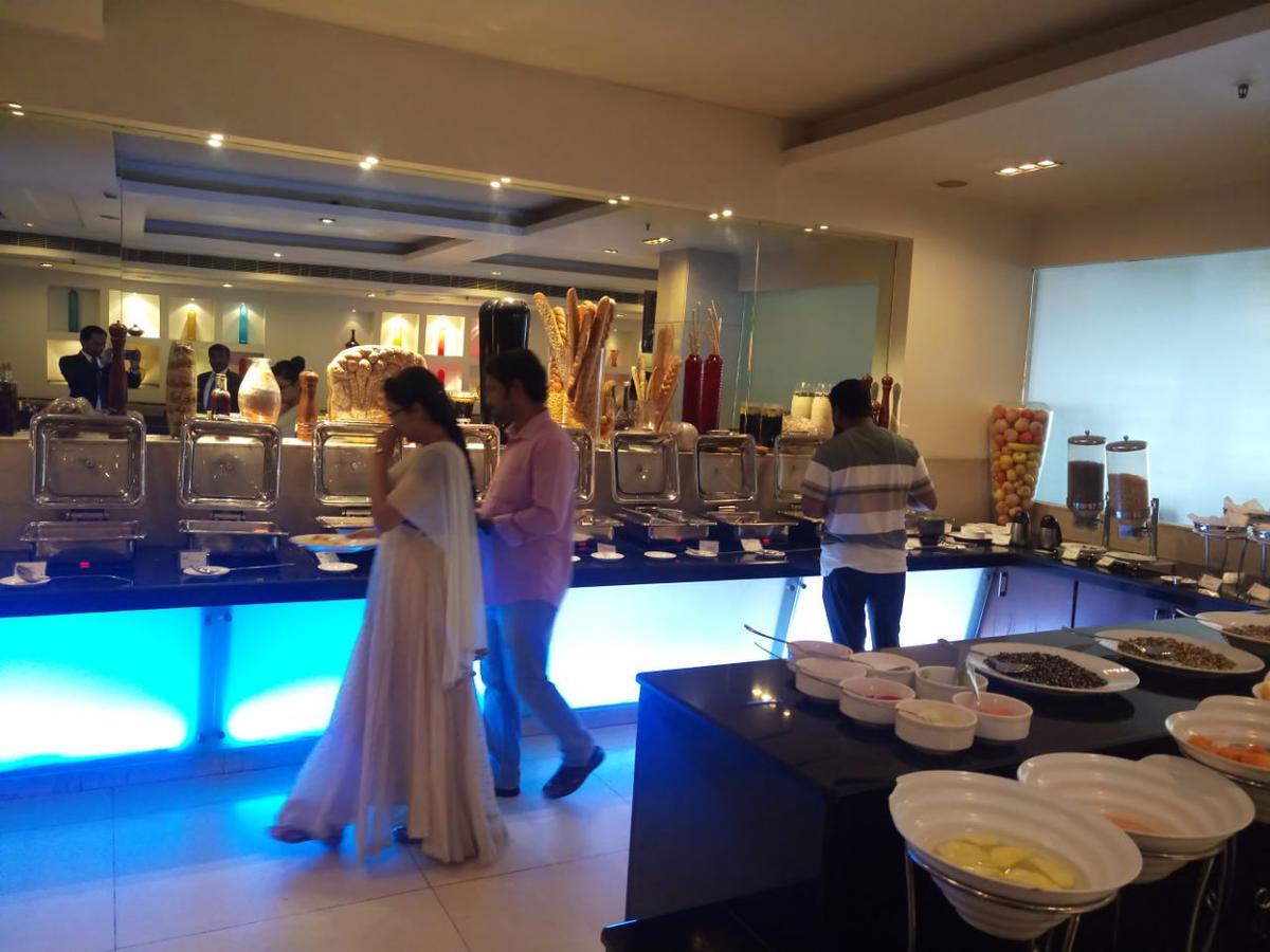 Hampshire Plaza Otel Haydarabad Dış mekan fotoğraf
