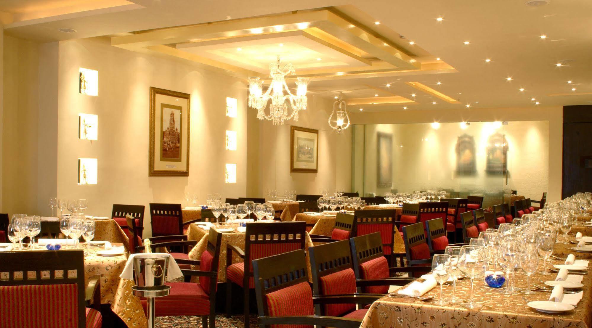 Hampshire Plaza Otel Haydarabad Dış mekan fotoğraf